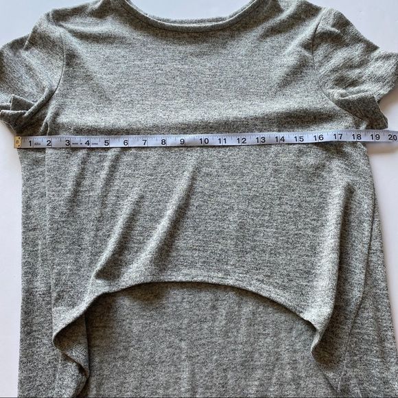 Express One Eleven Short Sleeve Hi-low Shirt, L (g55) - Picture 7 of 7